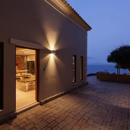 Nisos Emerald Kornata