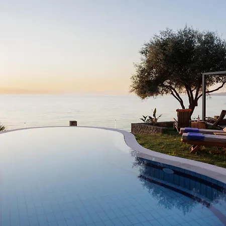 Villa Nisos Emerald