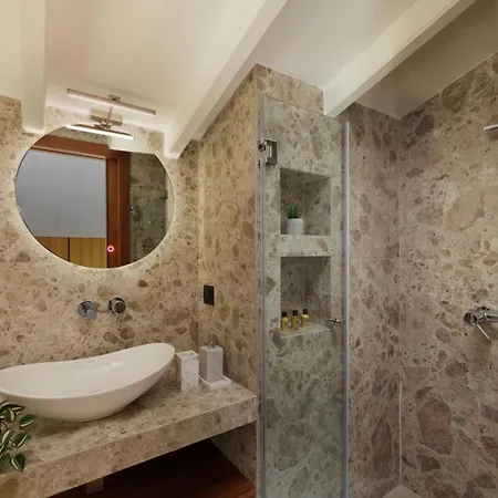 Nisos Emerald Villa Kornata