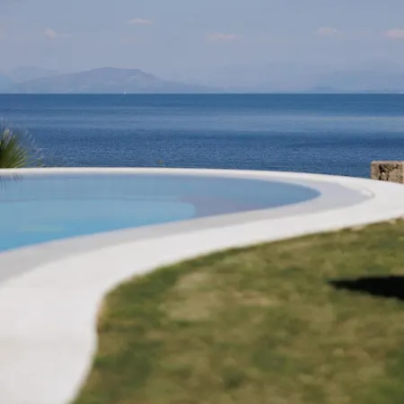 Nisos Emerald Kornata