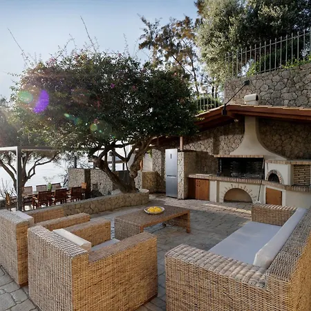 Nisos Emerald * Kornata