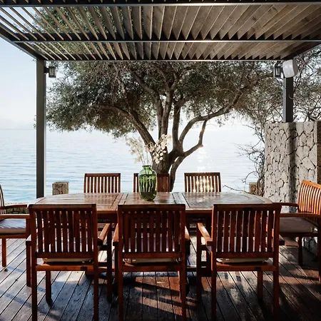 Villa Nisos Emerald Kornata