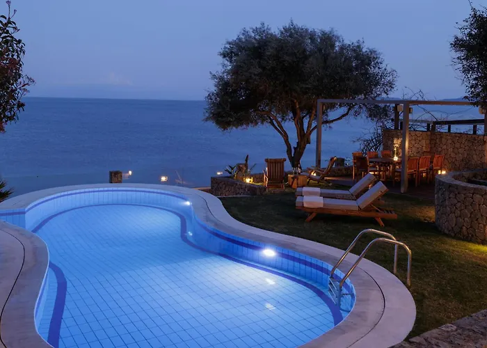 Vila Nisos Emerald